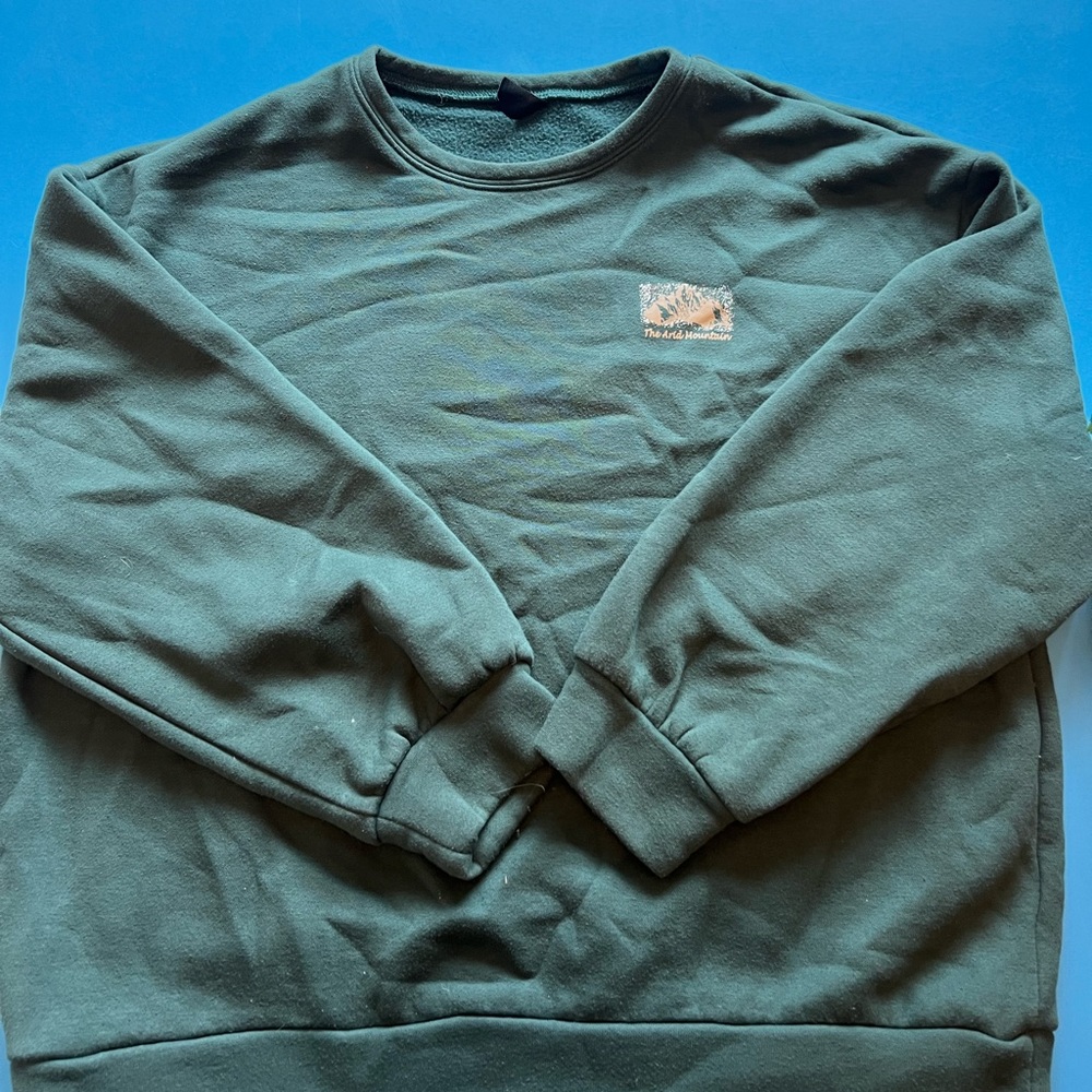 Pull Over Sweatshirt